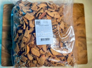 Сурские гренки Камчатский краб (100 гр): Гренки черные со вкусом буженины