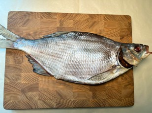 Мясные снеки: Лещ цимлянский вяленый (700-800 гр)