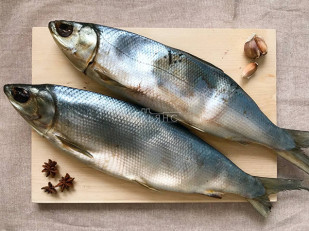 Картофель «Бруто» с солью 130 гр.: Сиг вяленый