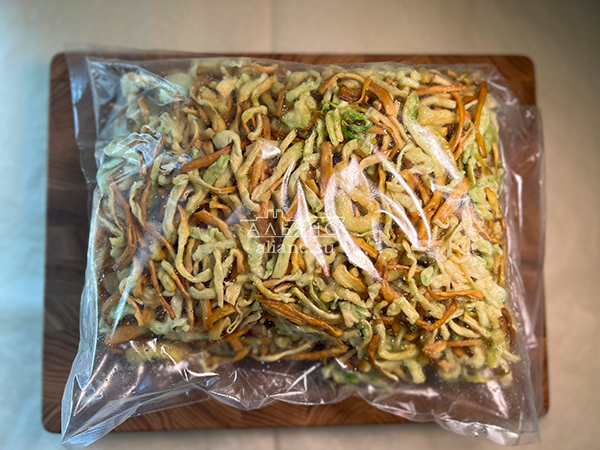 Нитка ЖАРЕНАЯ "Васаби" Oktobersnack 1 кг (сырный продукт) в Серпухове