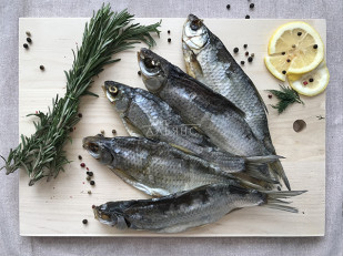 Картофель «Бруто» с солью 130 гр.: Вобла вяленая астраханская крупная