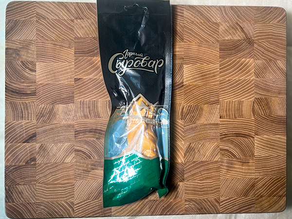 Сыр 100 гр ГОРНЫЙ СЫРОВАР (Косичка копчёная) в Серпухове