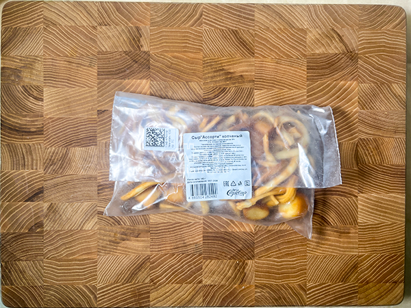 Сыр 150 гр ГОРНЫЙ СЫРОВАР (Ассорти копчёный) в Серпухове